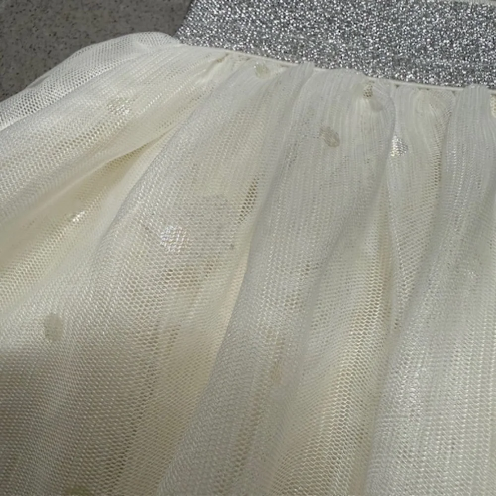 Toddler Girl Gap Cream 3T 3 Years Silver Metallic Dot Tulle Skirt -See notes